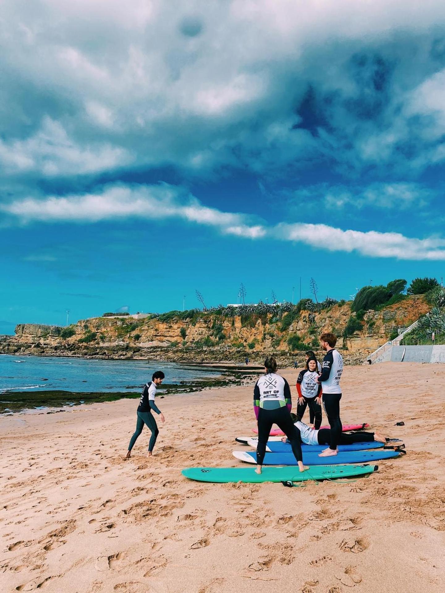 Hotel Turismo Do Seculo Estoril Exterior foto Surfers at the beach