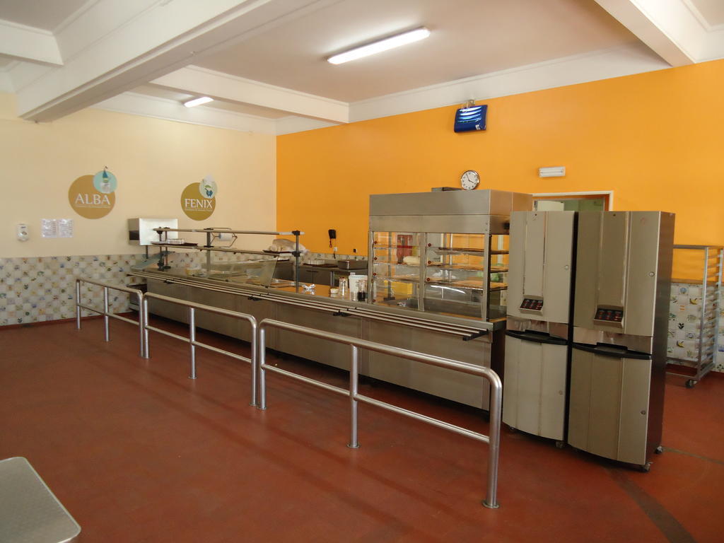 Hotel Turismo Do Seculo Estoril Exterior foto The kitchen at the hostel